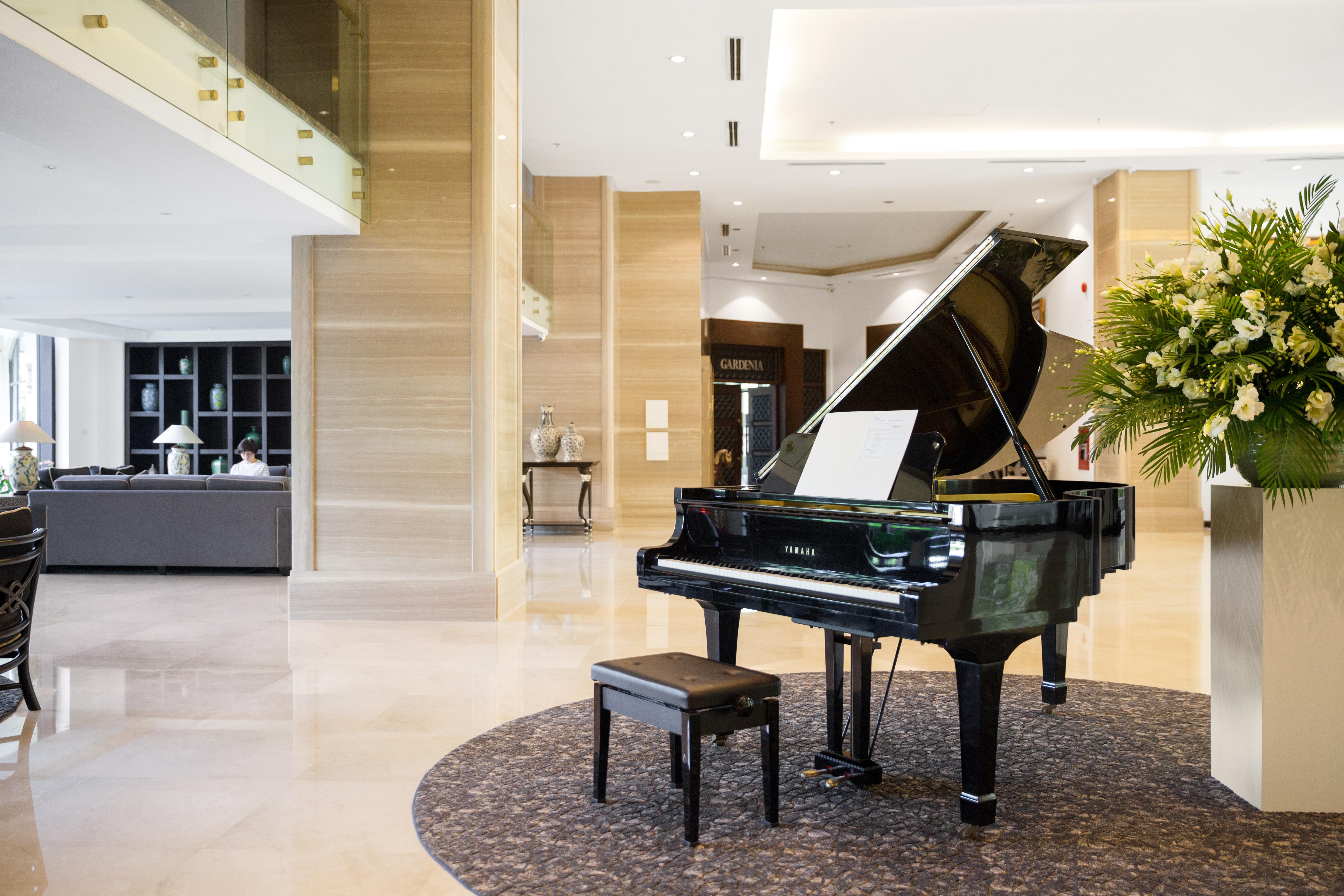Elegant Suites Westlake Hanoi Exterior photo