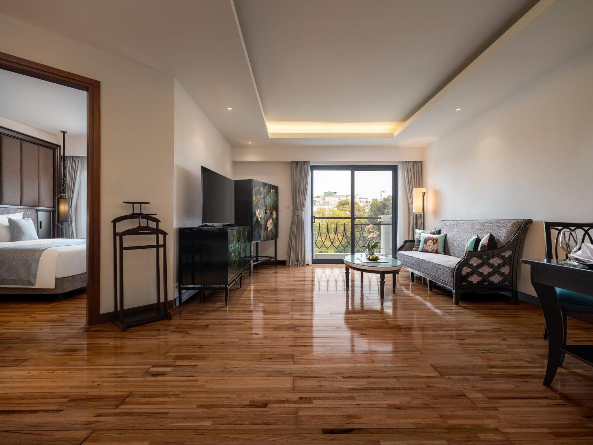 Elegant Suites Westlake Hanoi Exterior photo