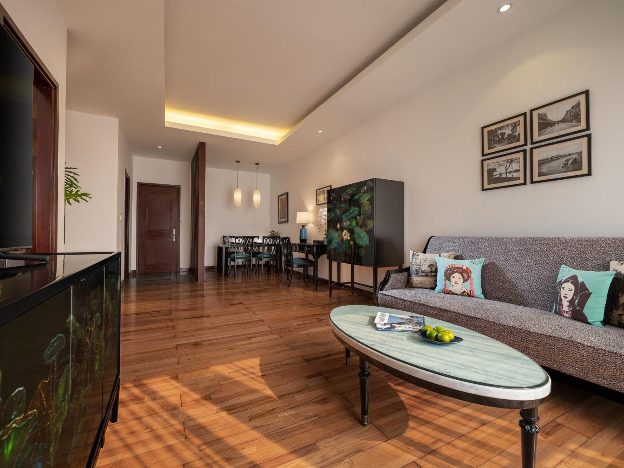 Elegant Suites Westlake Hanoi Exterior photo