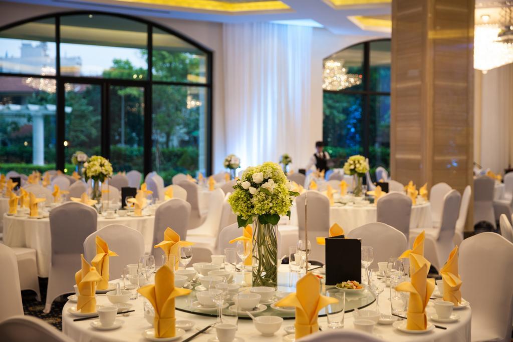 Elegant Suites Westlake Hanoi Exterior photo